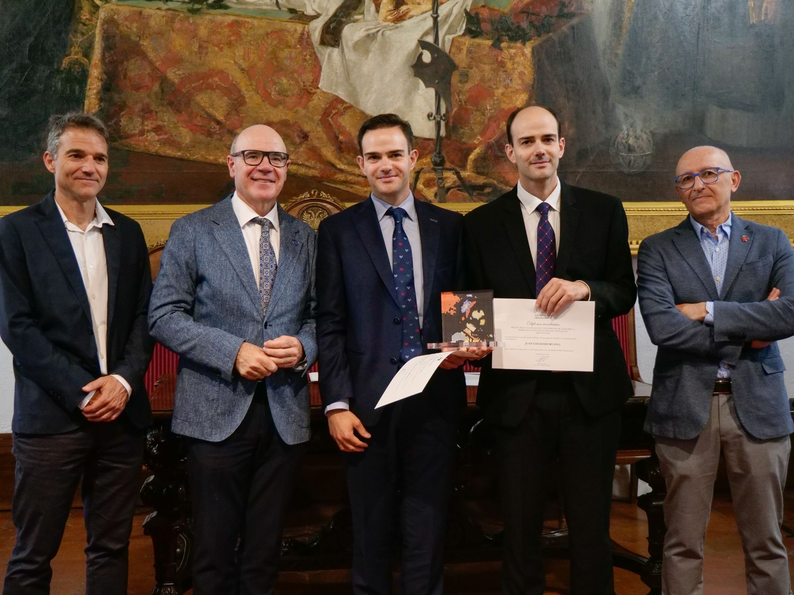 Premio Transferencia Conocimiento UGR Foto entrega premio